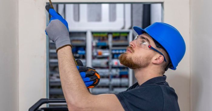 Electrician Near Me: Find Reliable and Affordable Services - Hackerella